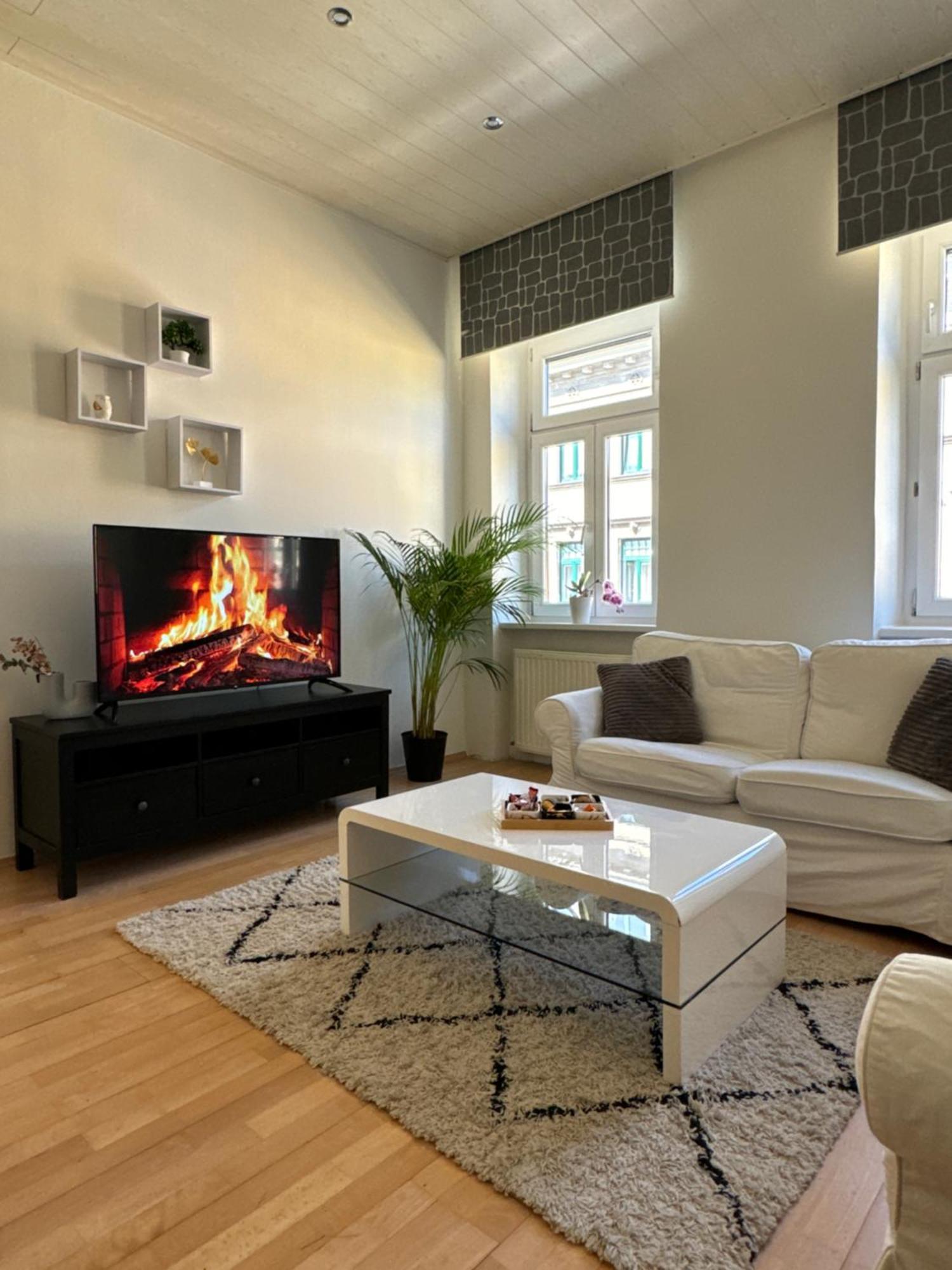 Charmante Zentral Gelegene Appartement *